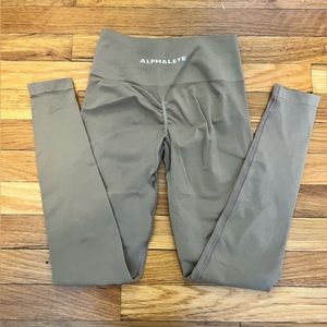 Alphalete amplify legging chai